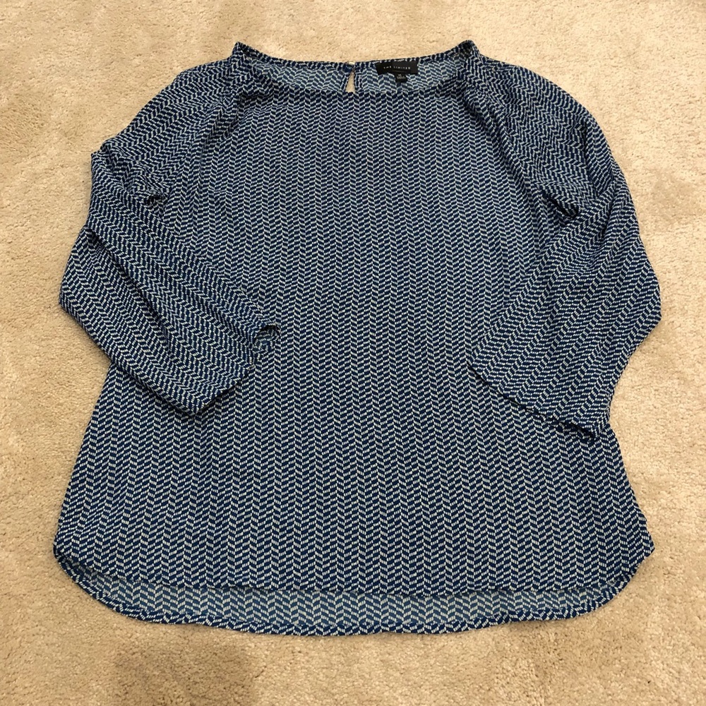 EUC The Limited Blue and Ivory High-Low Top
